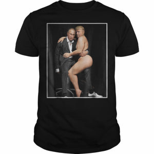 Poutine avec Trump Sexy sur le bureau t-shirt pour hommes